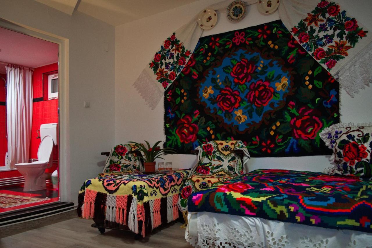 La Dory Apartment Satu Sugatag ภายนอก รูปภาพ