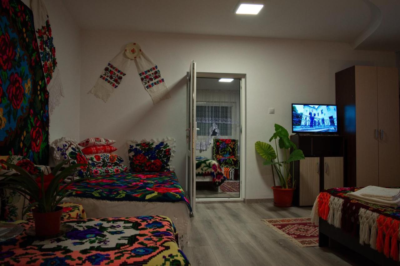La Dory Apartment Satu Sugatag ภายนอก รูปภาพ