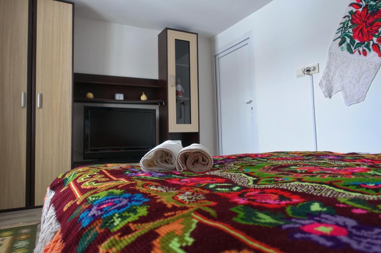 La Dory Apartment Satu Sugatag ภายนอก รูปภาพ