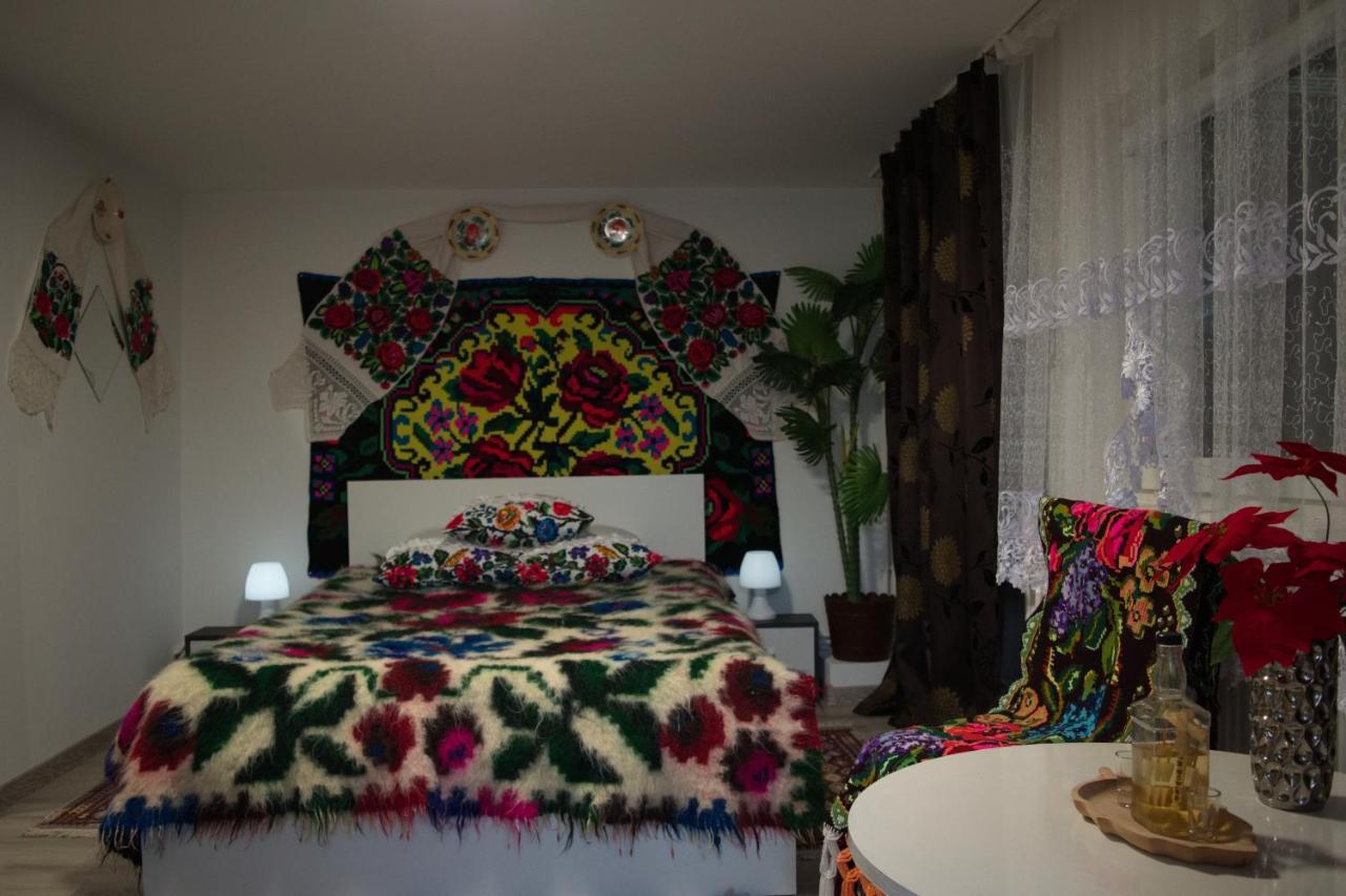 La Dory Apartment Satu Sugatag ภายนอก รูปภาพ