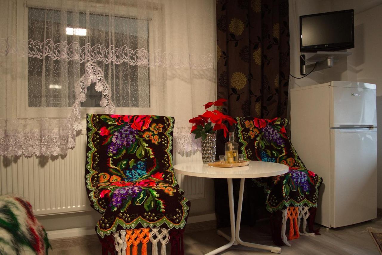 La Dory Apartment Satu Sugatag ภายนอก รูปภาพ