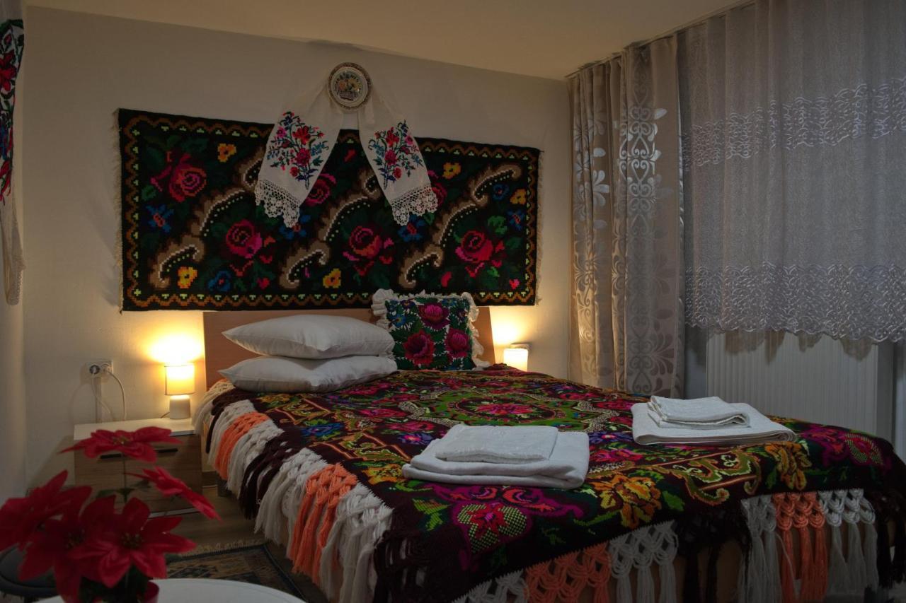 La Dory Apartment Satu Sugatag ภายนอก รูปภาพ