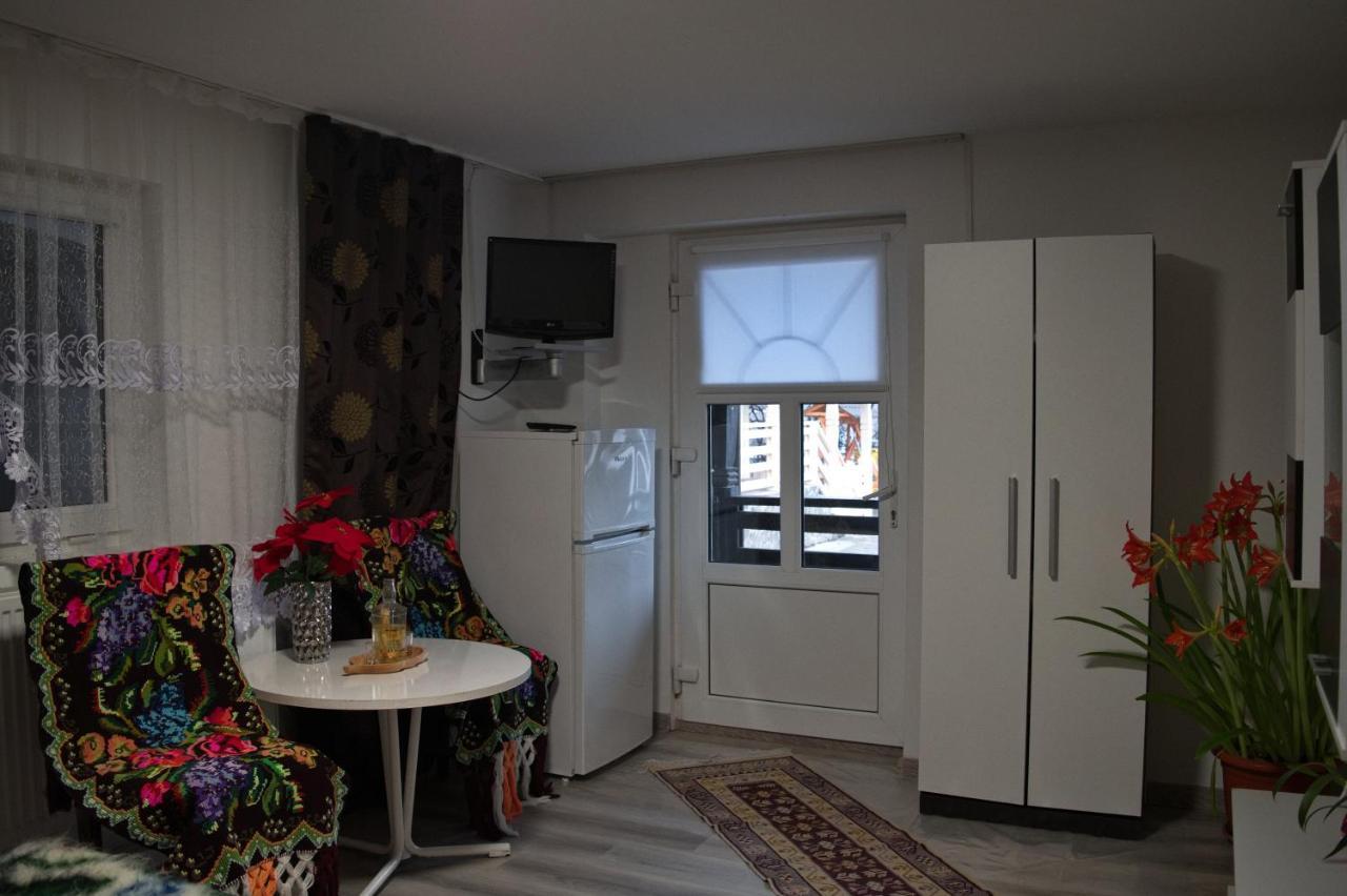 La Dory Apartment Satu Sugatag ภายนอก รูปภาพ